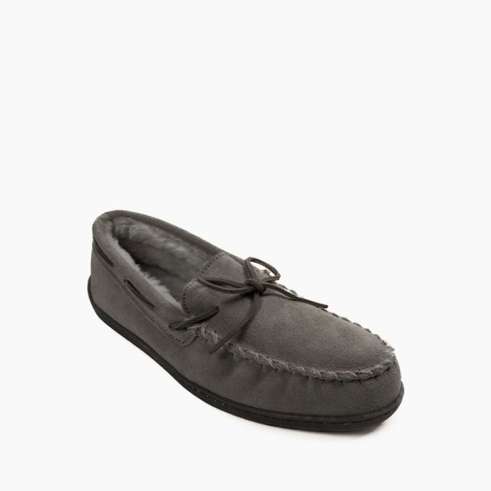 Minnetonka Men's Pile Lined Hardsole