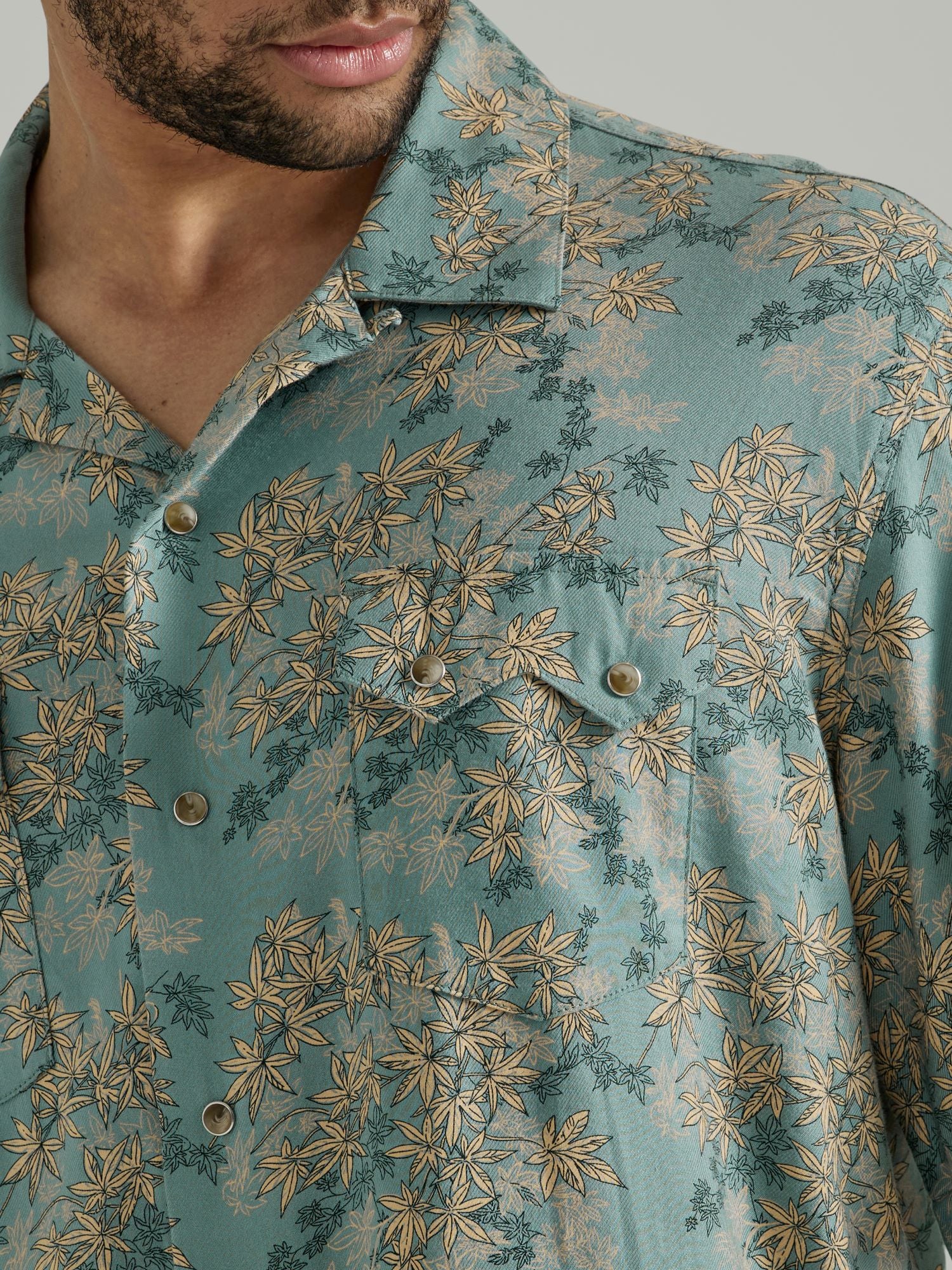 Wrangler Men's Coconut Cowboy Classic Fit Shirt