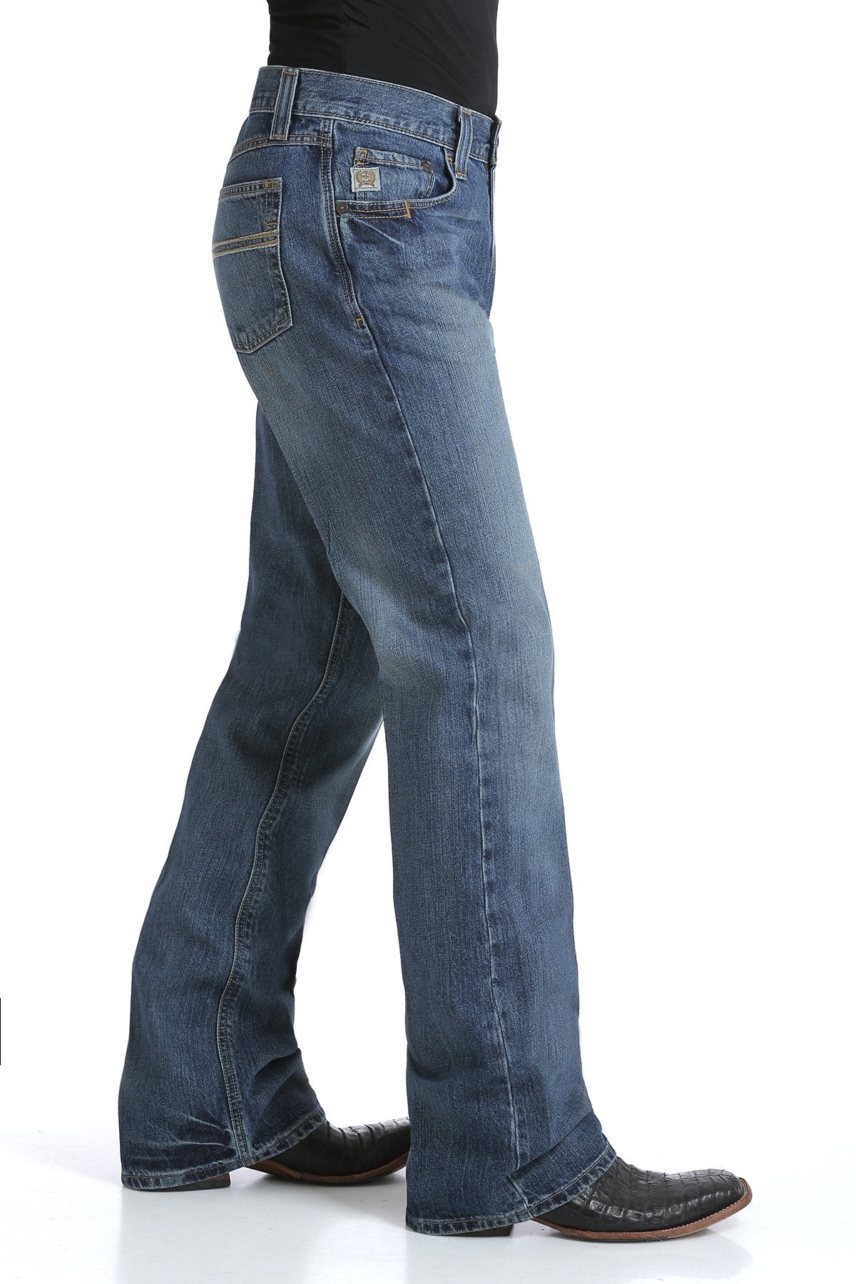 Cinch Men's Relaxed Fit Carter Mid Rise, Relaxed, 20" Boot Cut Jean