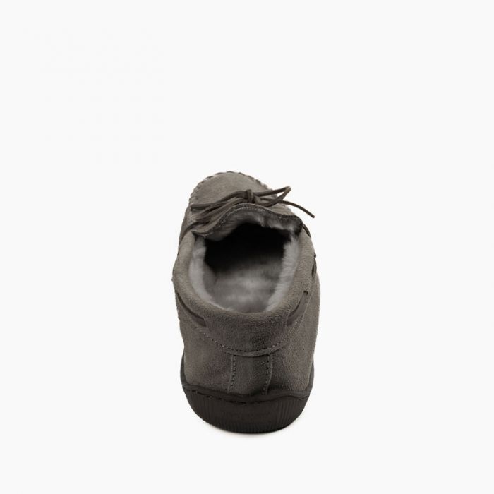 Minnetonka Men's Pile Lined Hardsole