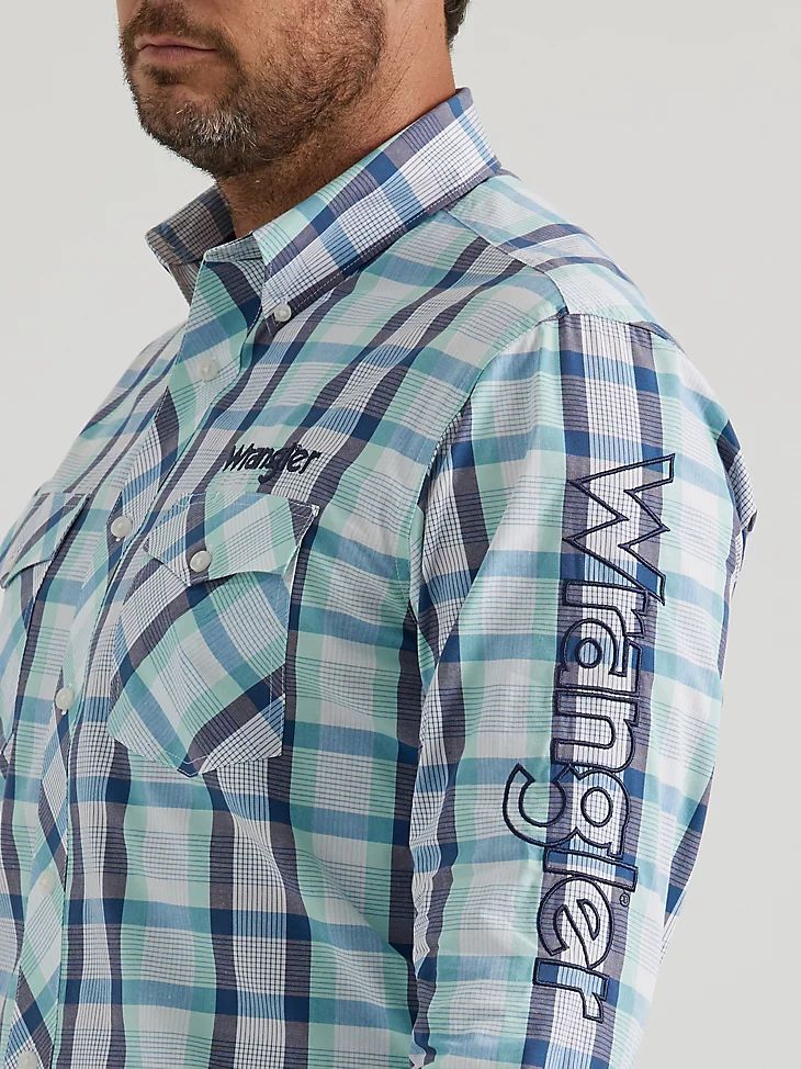 Wrangler Men's Logo Long Sleeve Western Snap Shirt