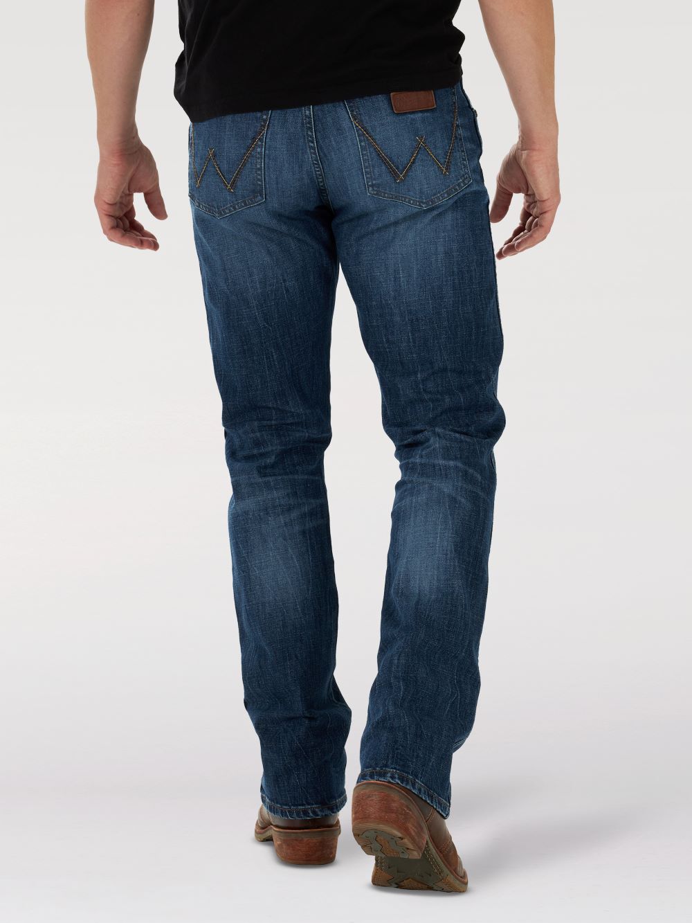 Wrangler Men's Retro Slim Fit Bootcut Jean