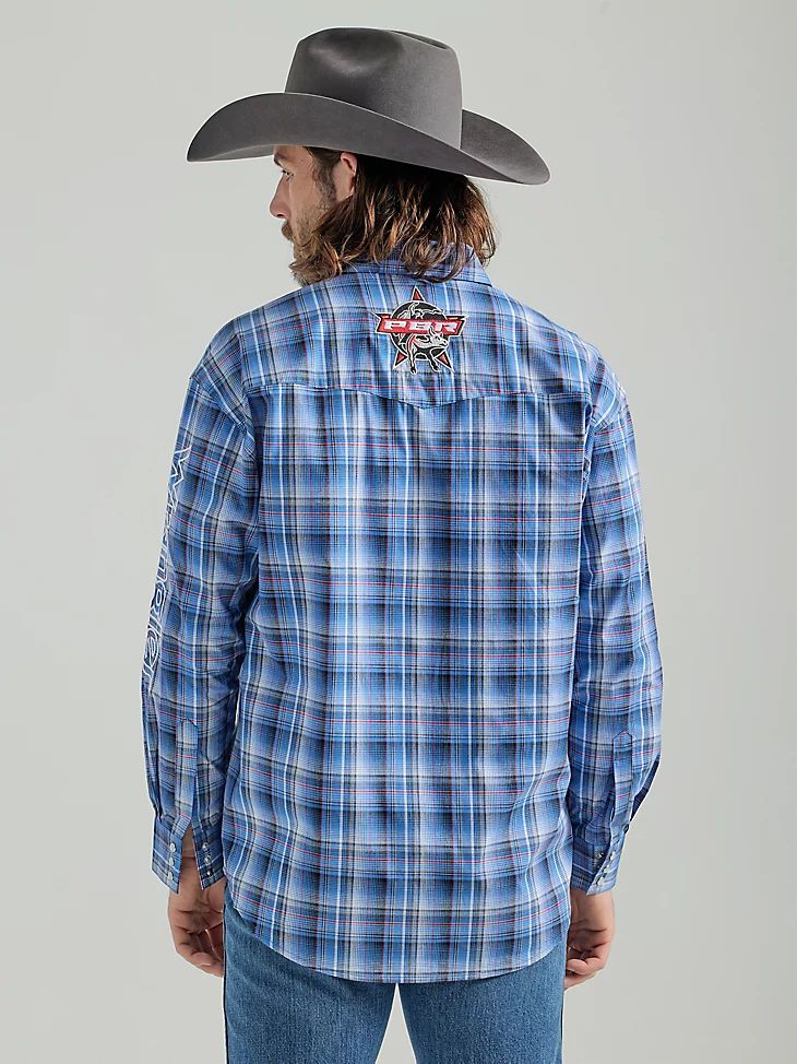 Wrangler Men's PBR Logo Long Sleeve Plaid Western Snap Shirt