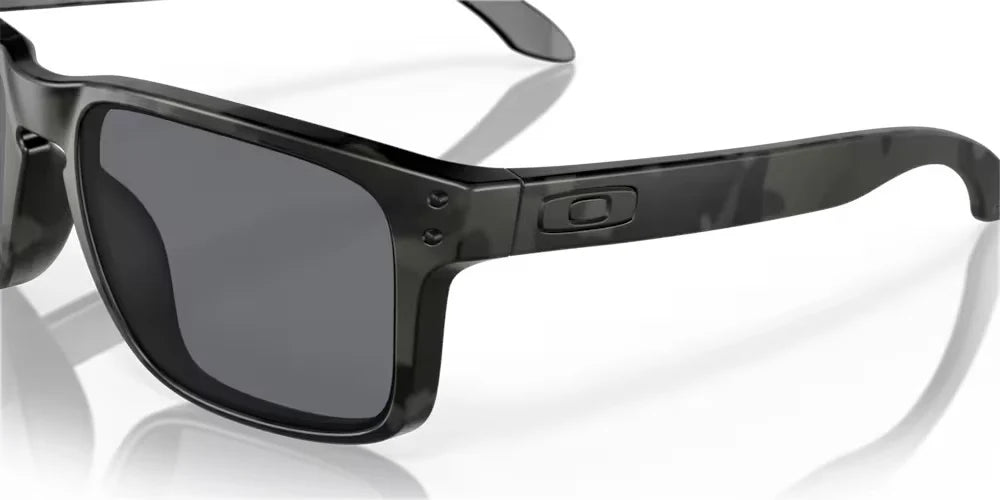 Oakley Men's Holbrook Multicam Black Collection