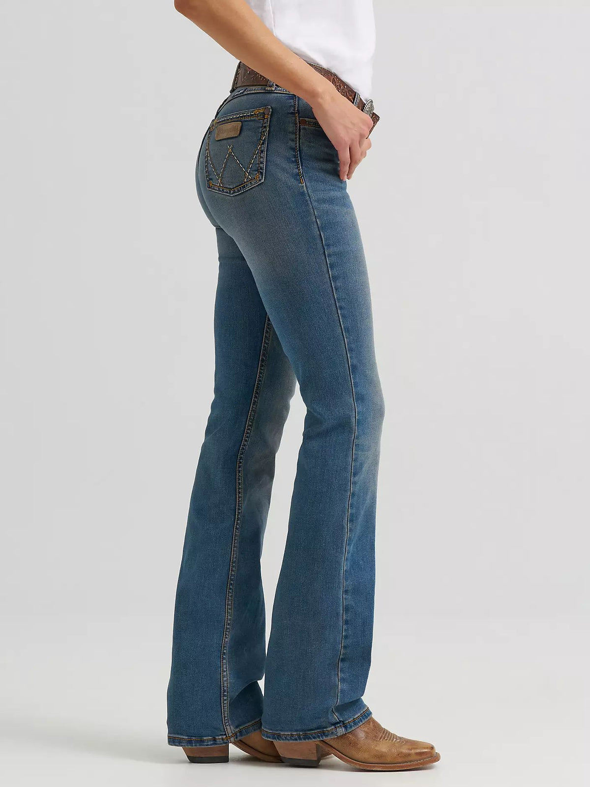 Wrangler Women's Retro Mae Mid Rise Bootcut Jean