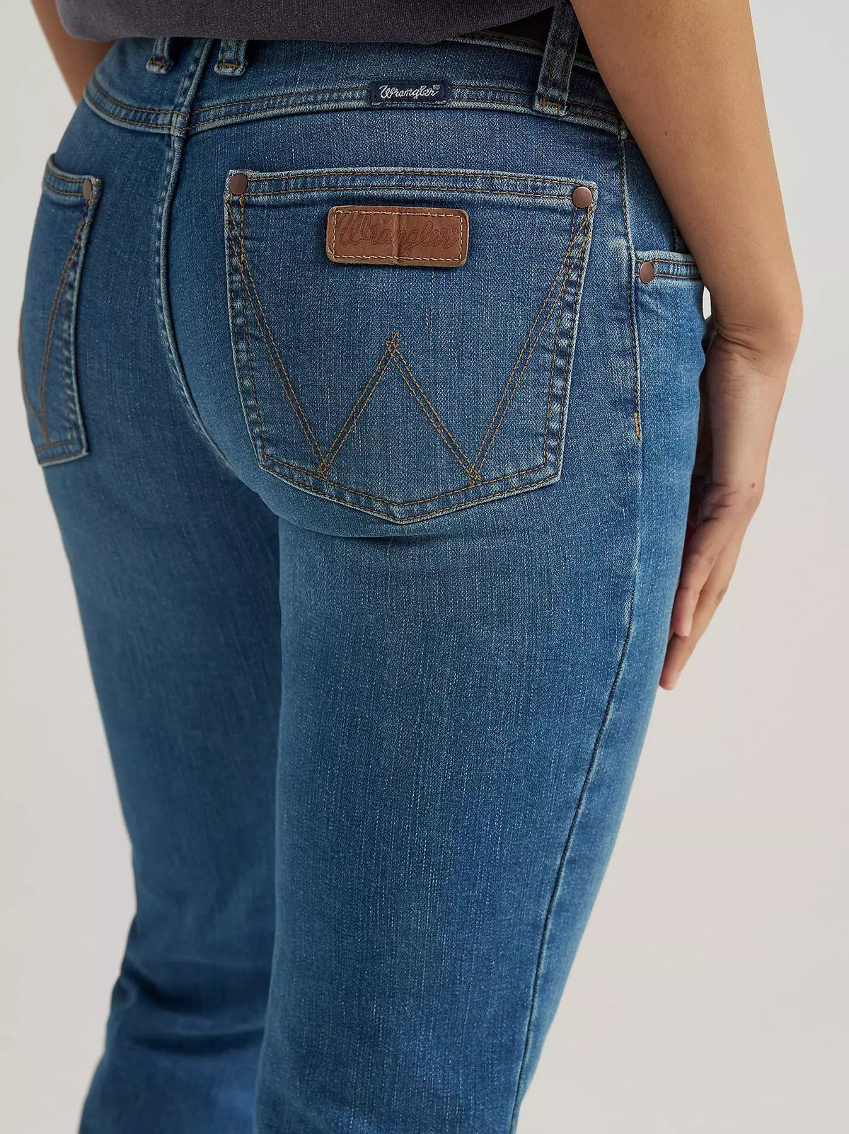 Wrangler Women's Retro Mae Mid Rise Bootcut Jean