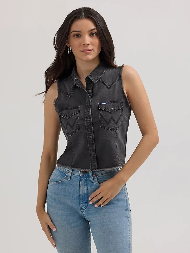 Wrangler Women's Frayed Denim Crop Sleeveless Western Snap Tank