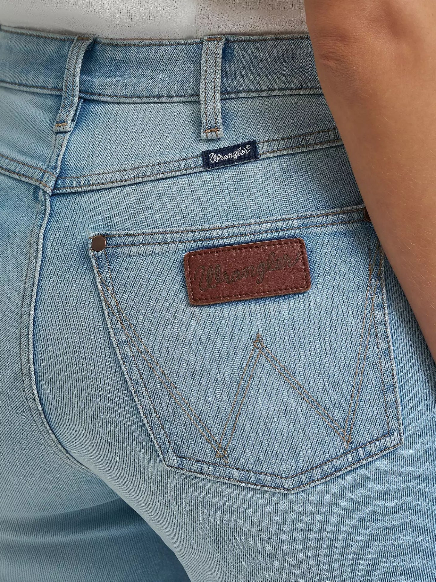 Wrangler Women's Retro Bailey High Rise Embellished Bootcut Jean
