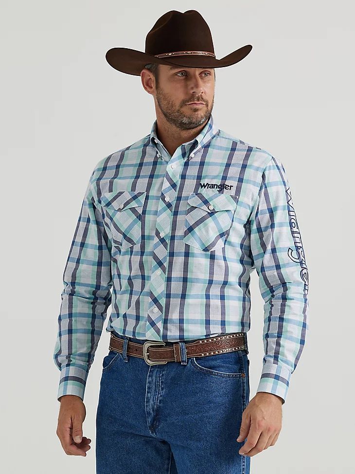 Wrangler Men's Logo Long Sleeve Western Snap Shirt
