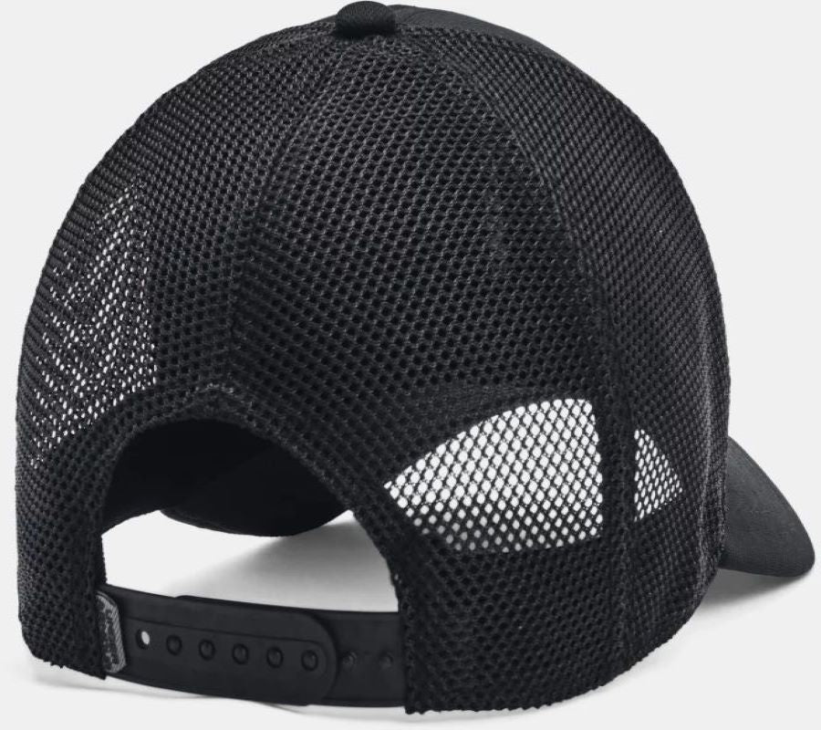 Under Armour Men's Blitzing Trucker Hat
