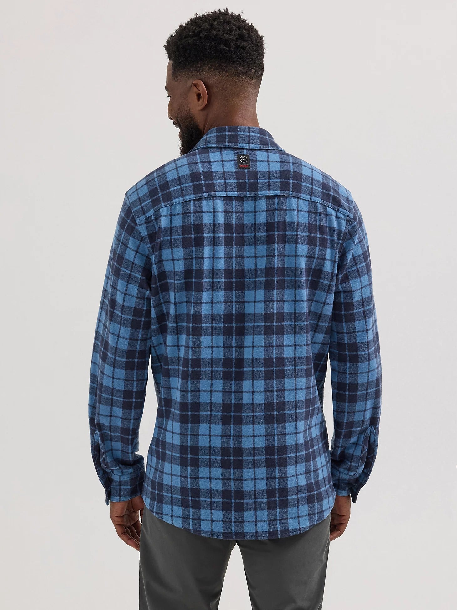 Wrangler Men's ATG Campsite Plaid Shirt
