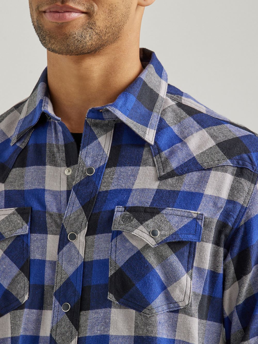 Wrangler Men's Retro Flannel Long Sleeve Modern Fit Snap Shirt