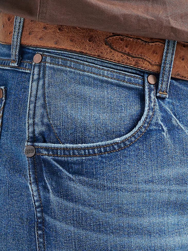 Wrangler Men's Retro Slim Fit Boot Cut Jean