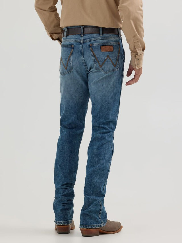 Wrangler Men's Western Retro Slim Bootcut Jean
