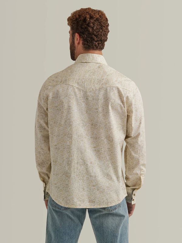 Wrangler Men's Retro Premium Long Sleeve Western Snap Printed Shirt