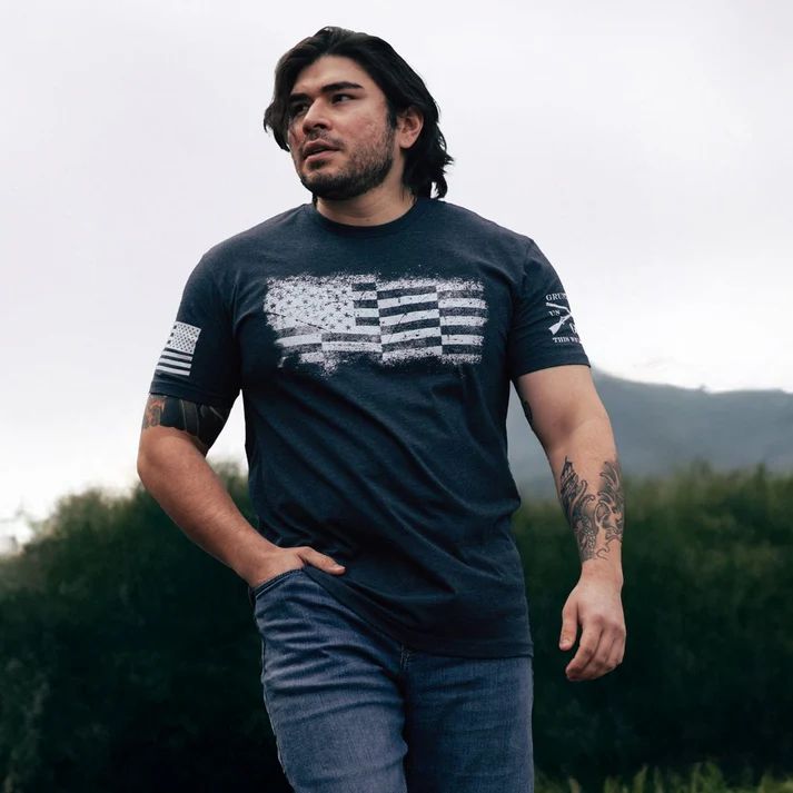 Grunt Men's Bar Flag T-Shirt