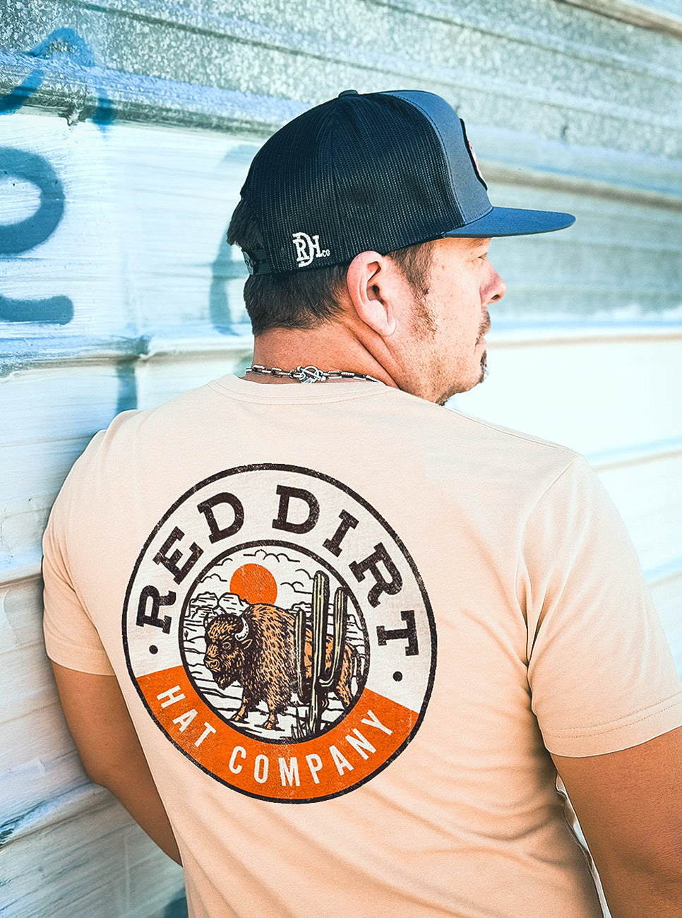 Red Dirt Keep Roamin' Short Sleeve T-Shirt