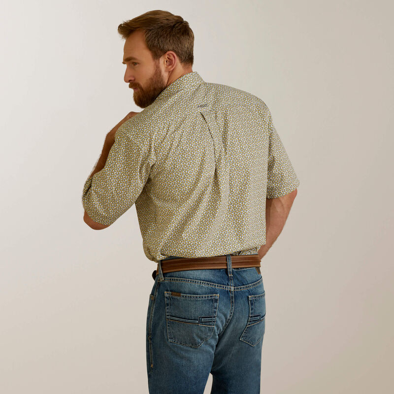 Ariat Men's Axton Classic Fit Shirt