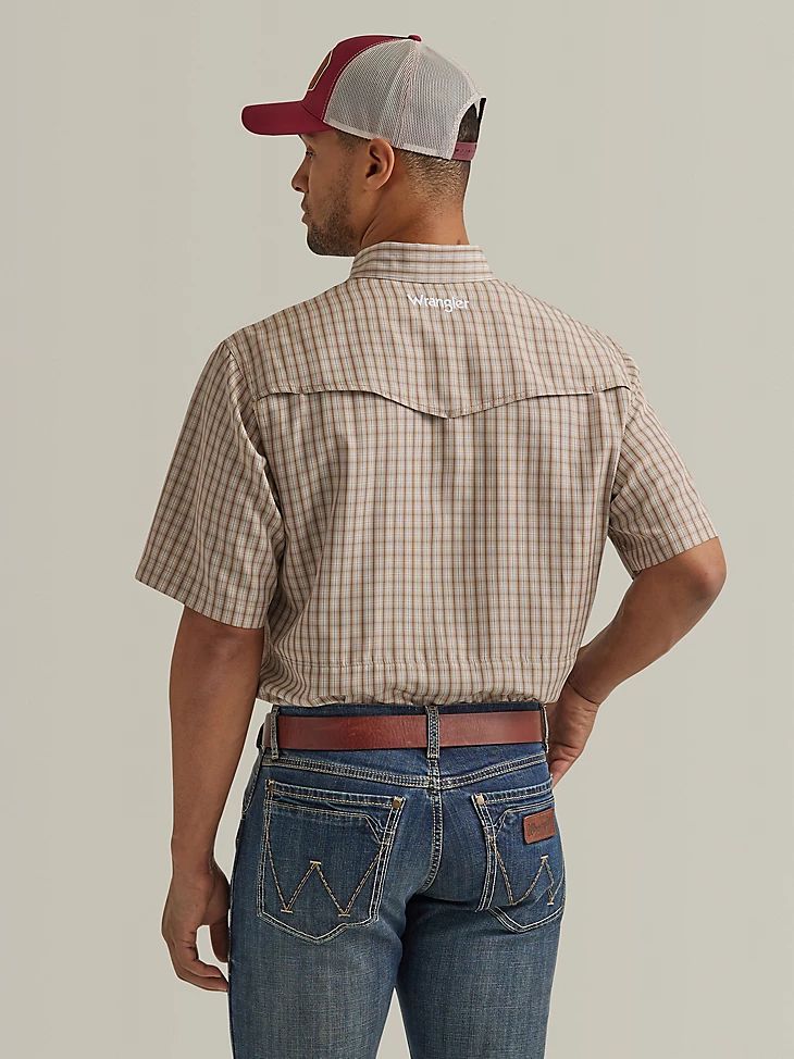 Wrangler Men's Performance Snap Short Sleeve Plaid Shirt