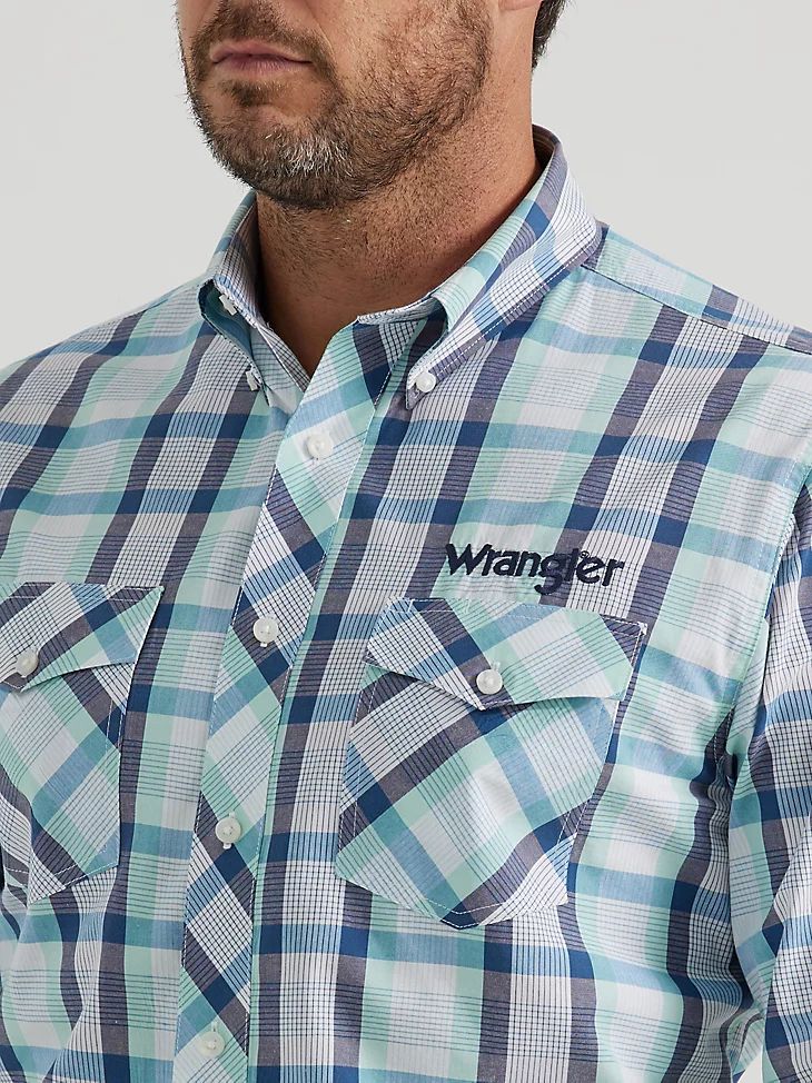 Wrangler Men's Logo Long Sleeve Western Snap Shirt