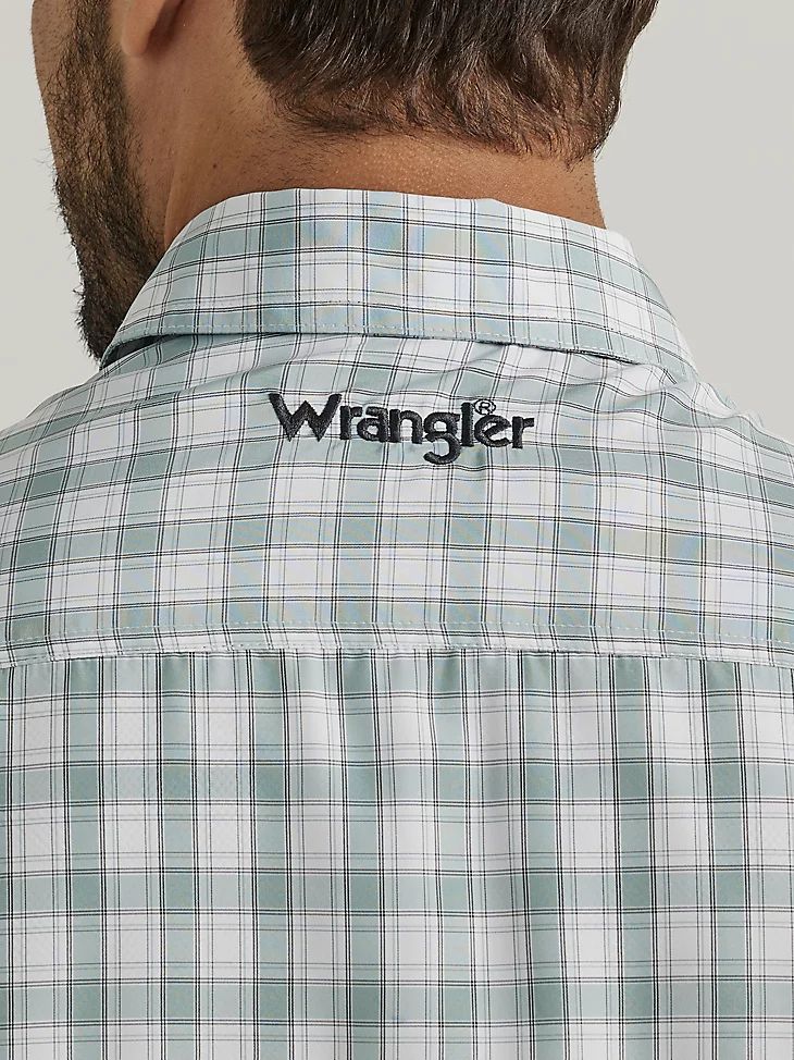 Wrangler Men's Performance Button Front Long Sleeve Plaid Shirt