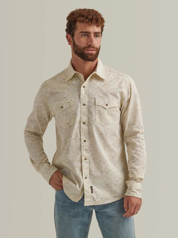 Wrangler Men's Retro Premium Long Sleeve Western Snap Printed Shirt